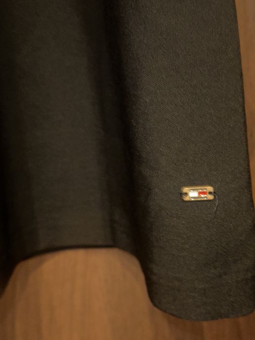 Уникална черна рокля на Tommy Hilfiger , размер 14 (М-л)