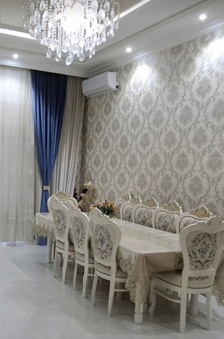 Продаётся шикарный дом Взади корзинки в центре города