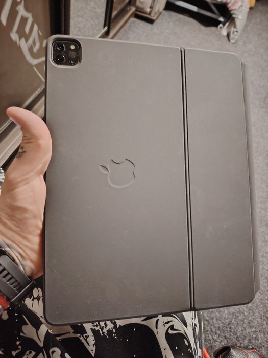 Продам Ipad pro на 128gb, M2