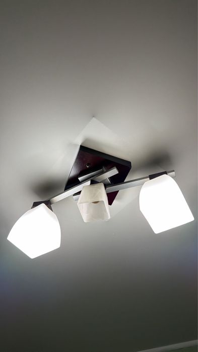 Люстры на 4,2 и 1 плафон