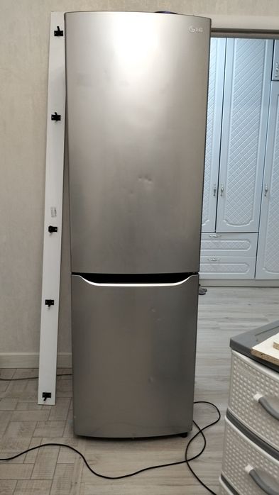 Холодельник сатылады.