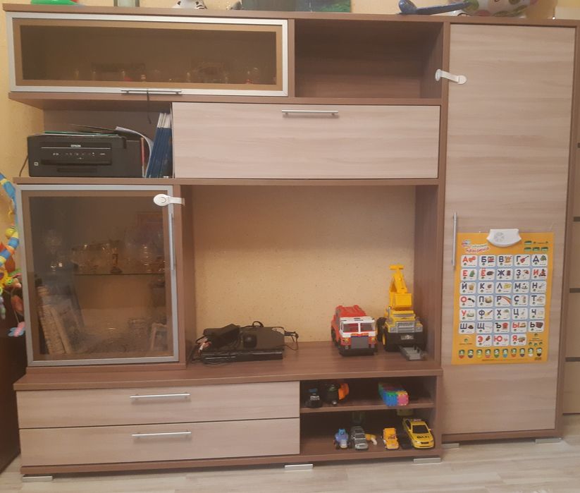 Продам стенку б/у