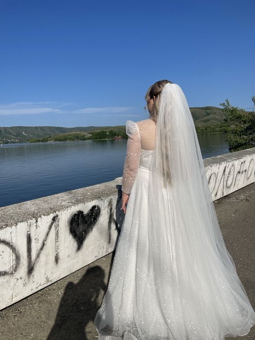 Продам свадебное платье