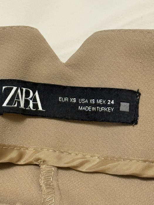 Панталони Zara два вида