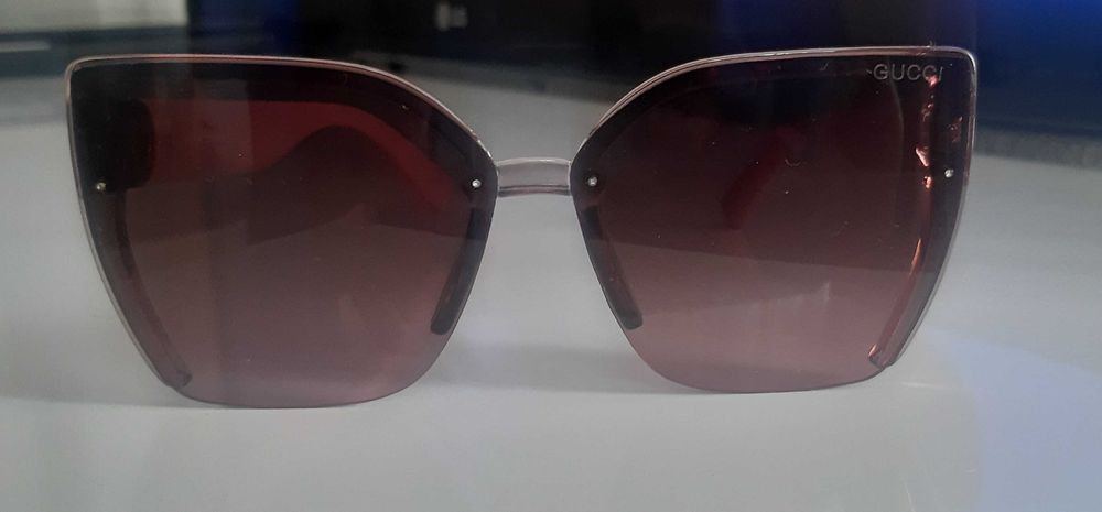 Новые солнцезащитные очки