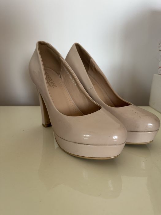 Туфли на каблуках, ботинка весенняя