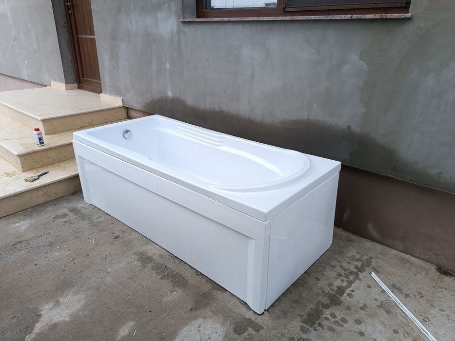 Cadă 180x80 din acril