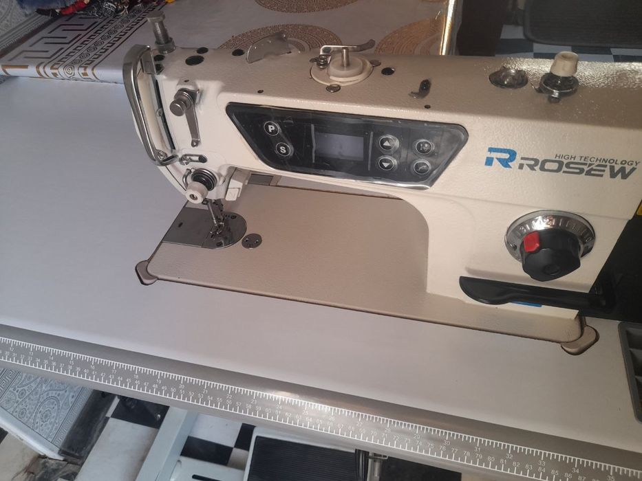 Tikish Mashinkasi Avtomat tezda Sotiladi Xolati yangi.