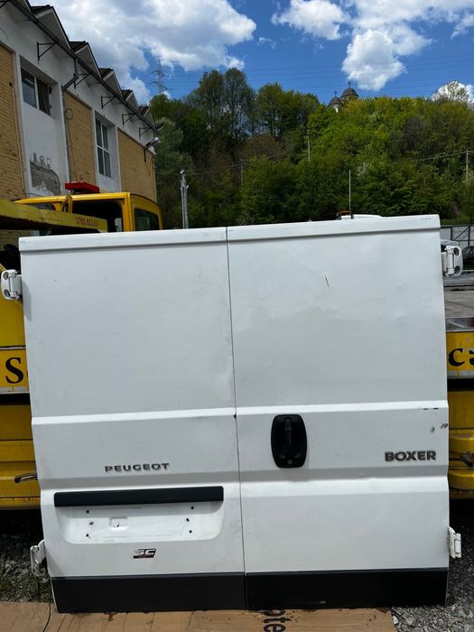 Usa / usi batante spate duba Peugeot Boxer Citroen Jumper Fiat Ducato fabricatie 2017 modelul scund / mic
