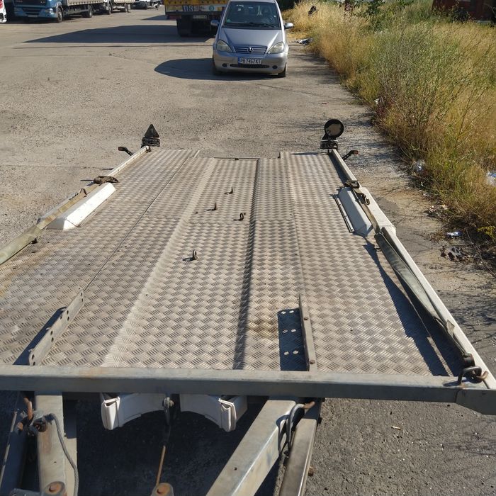 Платформа Algema  за превоз на автомобили