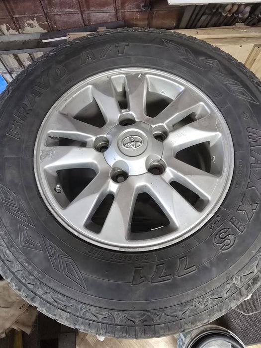 Диски с шинами Lend Cruser 200