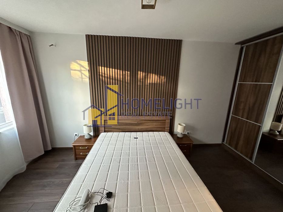 Двустаен апартамент в кв. Лагера