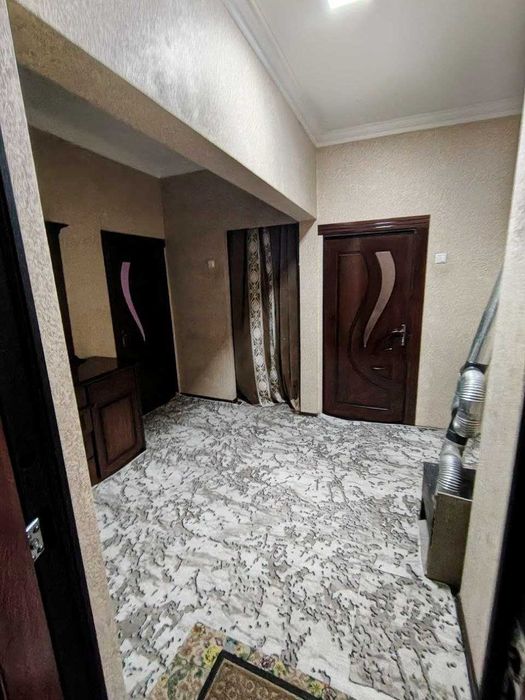 Срочно 4 комнатная квартира в доме с Лифтом Саттепо № 3370