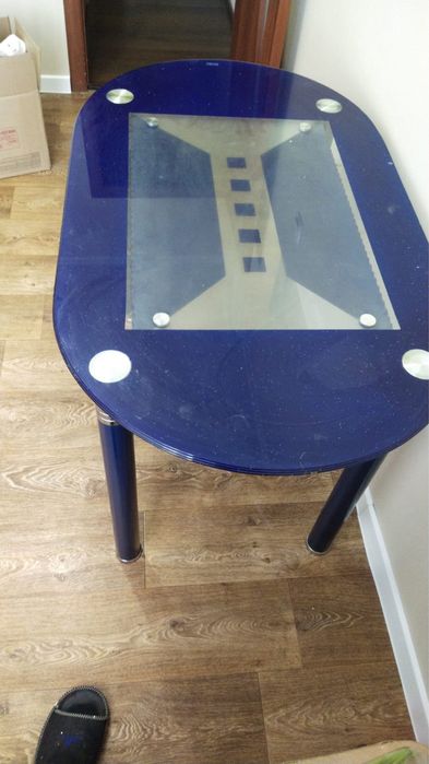 Продам стол куханный