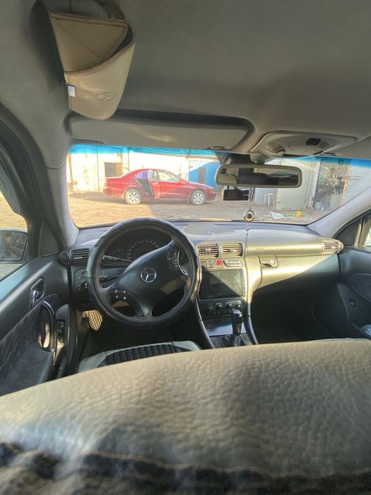 Mercedes c180 w203