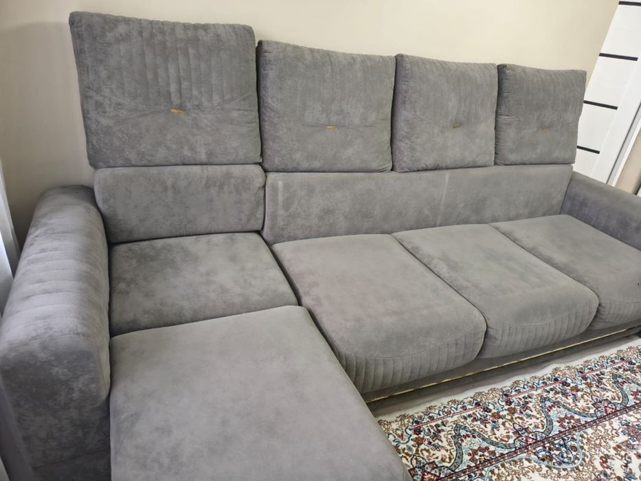 Диван в хорошем состоянии