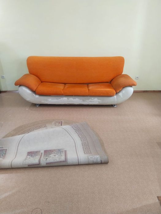 Диван и  кресло бу