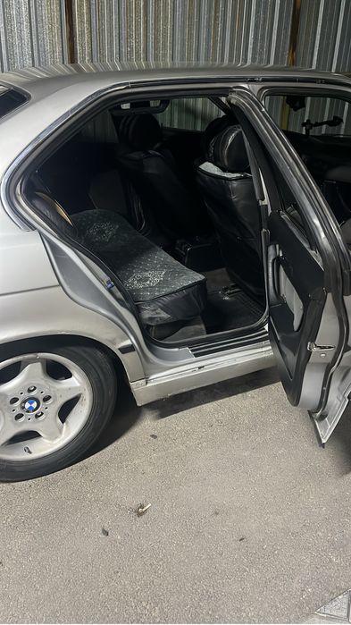 BMW E34 срочно продам нужны денги