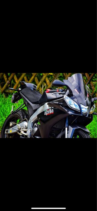 Aprilia rs4 2012