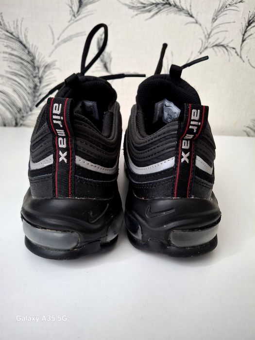 NIKE(airmax)de culoare negra