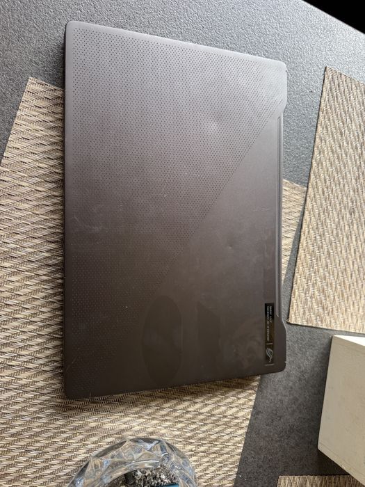 Asus ROG zephyrus G14