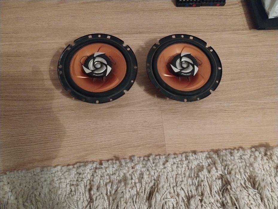 Set difuzoare auto 2x35W NOM. Pioneer - 2 cai coaxial