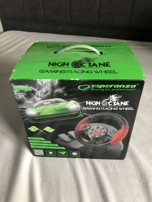 Vand volan in stare excelenta nu lam folosit deloc este nou