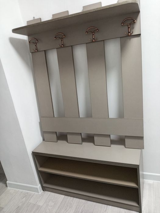 Продам вешалку и обувницу