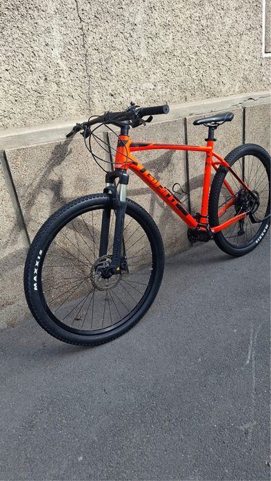 Vand MTB Hardtail Giant Terrago XC roti pe 29“ 12 Viteze
