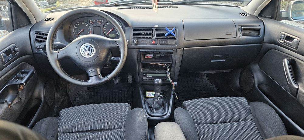 Фолксваген Голф 4 1.8 125кс на части VW Golf 4 1.8 125 na chasti