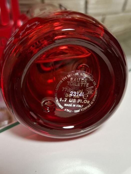 Дамска тоалетна вода Dsquared2 Red Wood 50ml