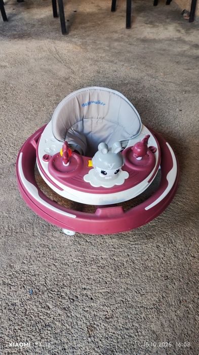 детские ходонёк в хорошем состаяние