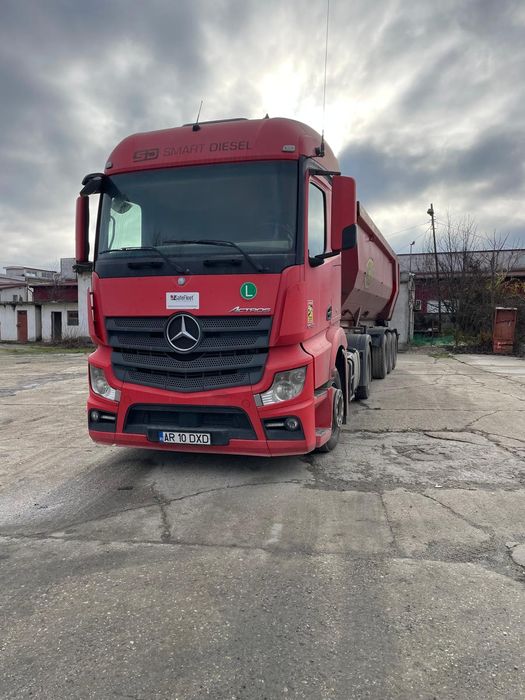 Vând ansamblu basculabil Mercedes Actros an 2015