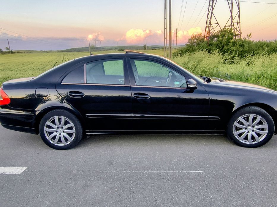 Mercedes  E 220  2007