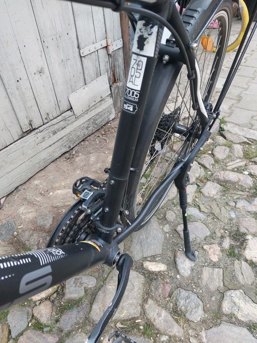Vând bicicleta de barbati