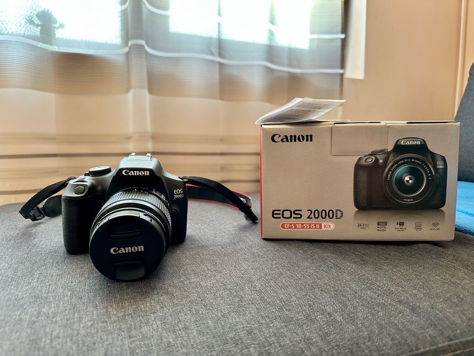 Canon EOS 2000D + обектив + 32GB карта БЕЗ СЛЕДИ ОТ УПОТРЕБА