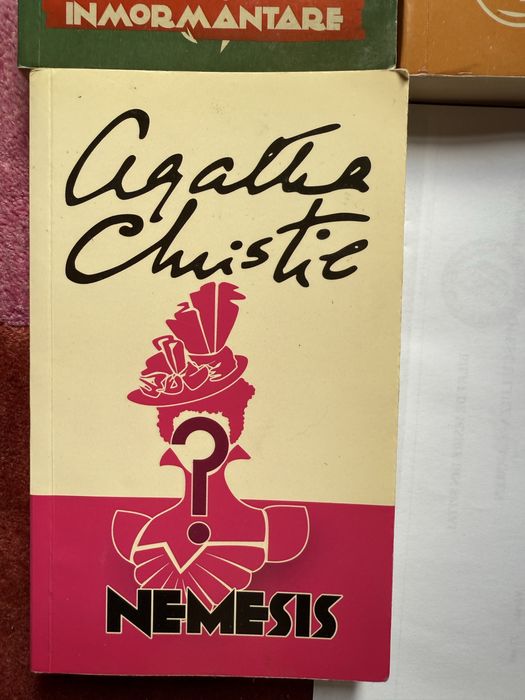 Vand mini colectie Agatha Christie