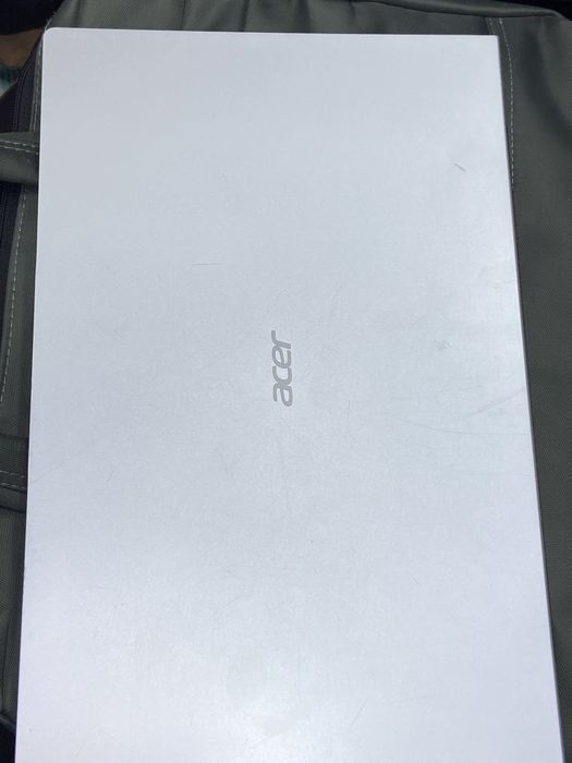 Acer Aspire 3 512Gb ideal