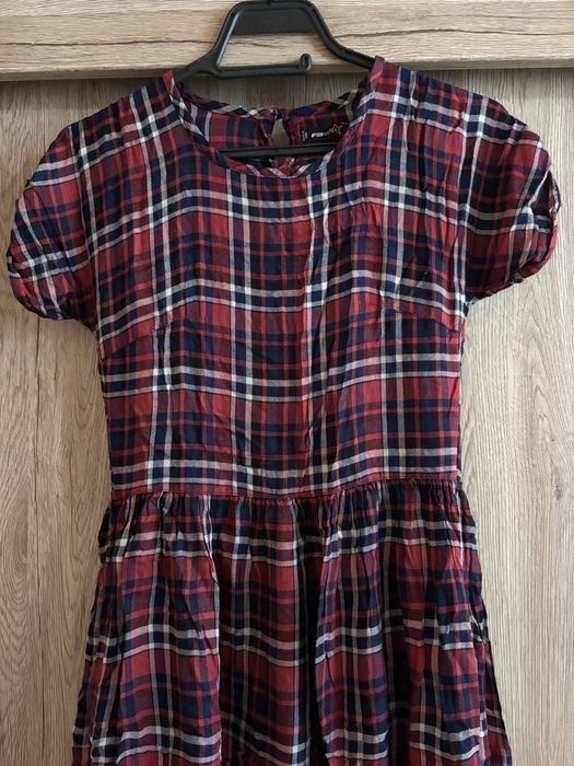 Подарявам дамска рокля размер XS