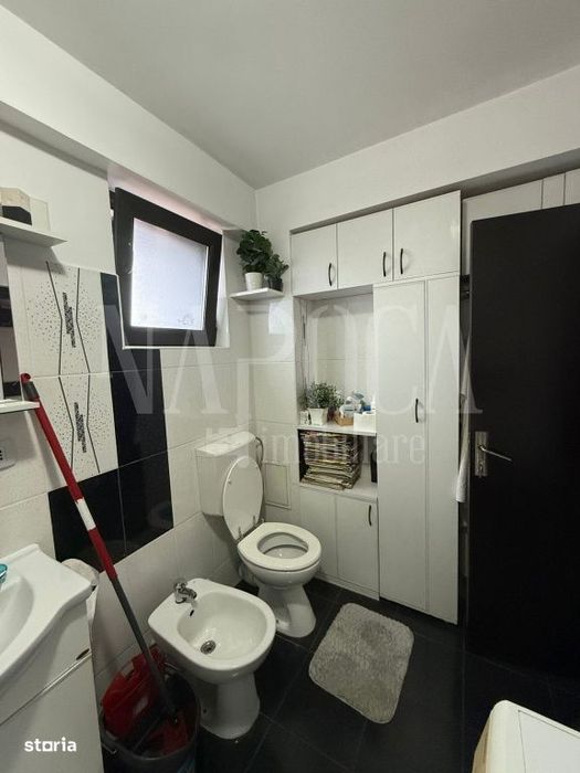 Apartament 4 camere de vanzare in Floresti