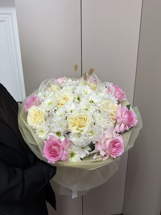 Свежие цветы в городе Шымкент