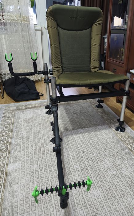 Scaun feeder Cuzo plus tavă laterală Delfin