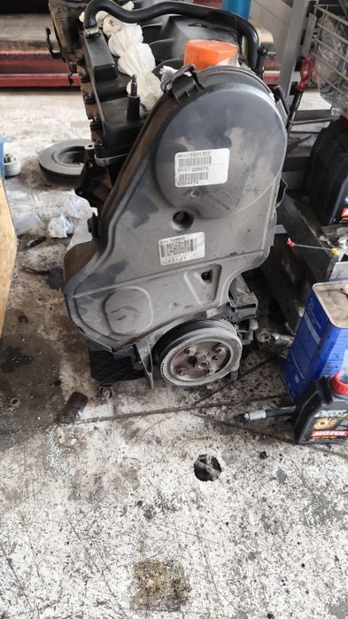 Двигател за Volvo D5244T4