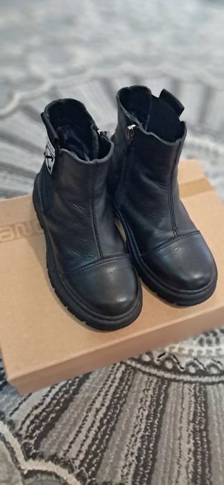 Детский весенний обувь.