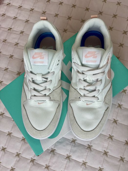 Nike SB Alleyoop Women's Shoes