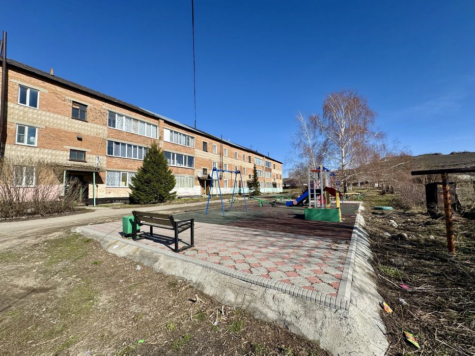 Продается 3х комн квартира п. Белоусовка