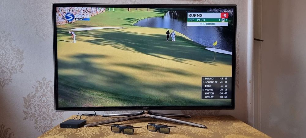 Samsung 46” Smart 3D TV