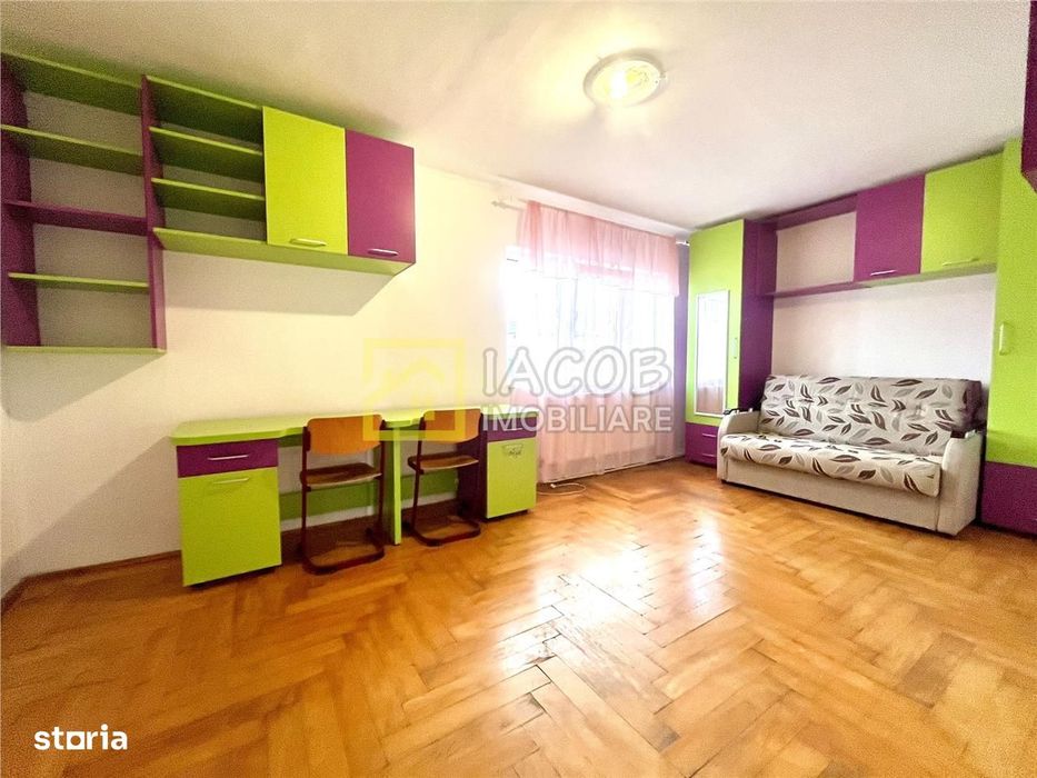 2 camere decomandate zona Stefan cel Mare Bacau