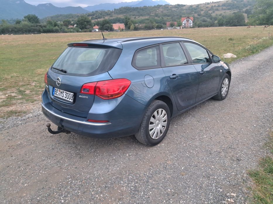 Opel Astra j 2013
