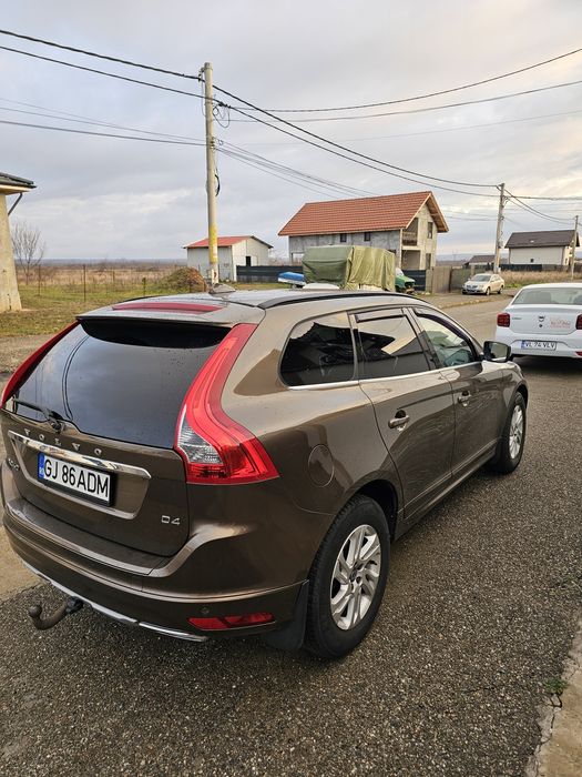 VOLVO XC 60 2016